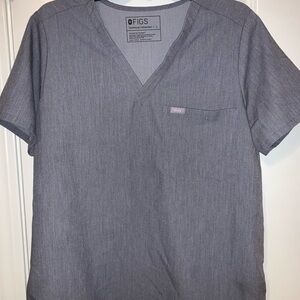 Figs 1 pocket scrub top